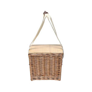 Personalised Gifts: Engraved Picnic Basket