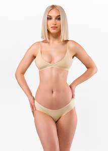 Womens Seamless Hipster: Seamless Hipster - Desert Sand