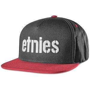 ETNIES CORP SNAPBACK [BLACK/RED] OS