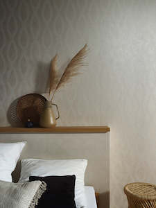 Memento - Pearlised Glass Bead Luxe Swirl