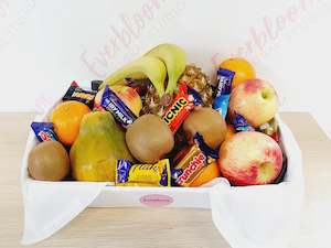 Birthday Flowers Manual: Fruit and Choc Hamper
