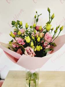 Valentines Day 2021: Sweet Lisianthus Bouquet