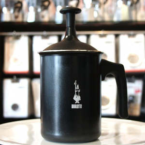 Stovetop Espresso Machine: Bialetti Tuttocrema Milk Frother 6 Cup - Black