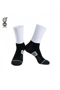Holiday White Aero Socks