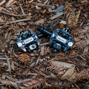 Pedals 1: Funn Tactic Clip In Pedal