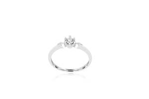 18K White Gold Diamond Ring