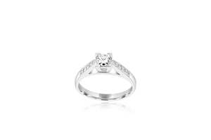 18k White Gold Solitaire Diamond Ring