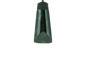 Pounamu: NZ Greenstone TOKI Carved in Aotearoa