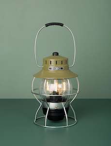 Outdoor Adventures: Railroad Lantern // Olive