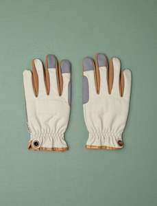 Long Weekend Edit: Leepa Garden Glove