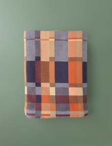 Autumn Winter Comforts: The Double Cloth Throw // Karoo