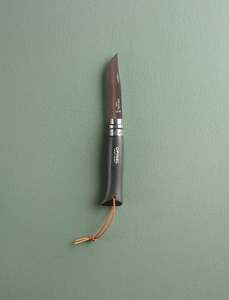 Outdoors: No.08 Tradition Knife // Black Brown