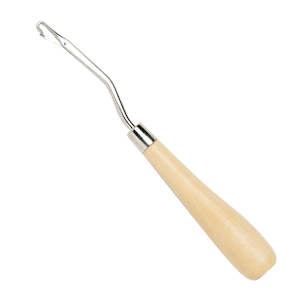 Grooming: NTR Latch Hook