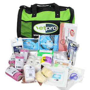 Vetpro: Vetpro First Aid Equine Kit