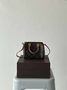 Louis Vuitton: Louis Vuitton Speedy Nano