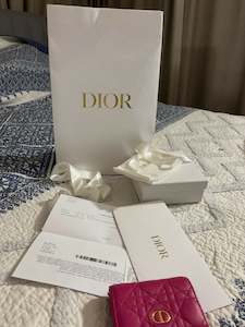 Dior Caro Médium Wallet