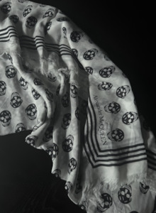 Alexander Mcqueen: Alexander McQueen Skull-Print Scarf