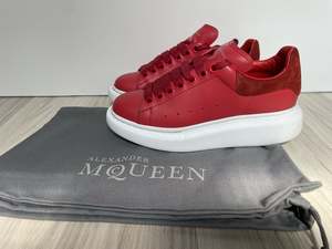 500 999: Alexander Mcqueen Oversize sneakers