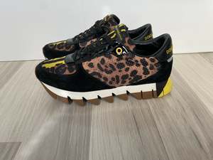 Dolce & Gabbana sneakers