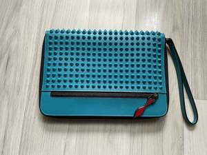 500 999: Christian Louboutin clutch