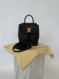 1000 1999: Louis Vuitton Lockme Backpack in Black Leather