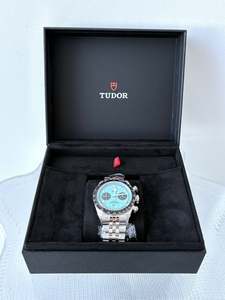 3000 5000: Tudor Black Bay ref. M79360N-0024 – FULL SET