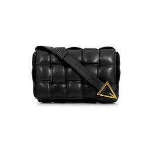 1000 1999: Bottega Veneta Black Padded Cassette Bag