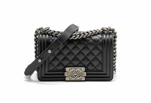 3000 5000: Chanel Small Boy Bag Caviar Black SHW (Microchip)