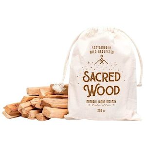 Products: Palo Santo – Sacred Wood 250g