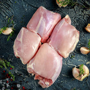 Chicken: Free Range Chicken Boneless Thighs