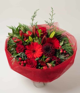 Products: Flower Posy Red Hamilton Cambridge Florist