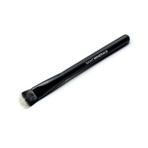 Saint Minerals Foundation Brush