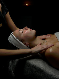 Luxe Facial 1 Hour of Pure Bliss