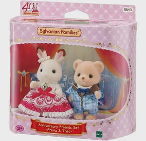 Sylvanian Families: Sylvanian Families Anniversary Friends Set