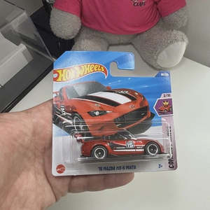 Toys: hot wheels 15 mazda mx-5 miata 80/250 (SHORT CARD)