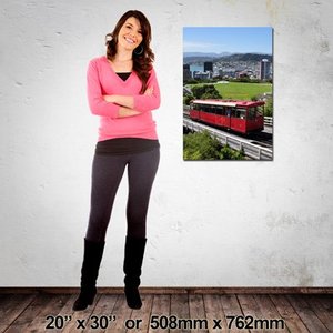 Portrait Canvas: 508mm x 762mm (20″x30″)