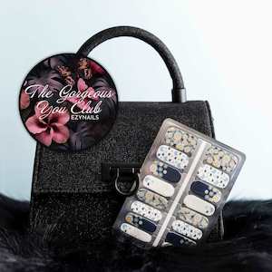 Floral: Blue butterfly daisies nailwraps