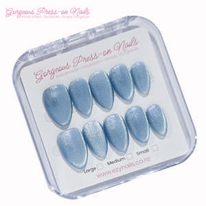 Bluebell Bliss Cat-Eye Reusable Press-On Nails - Classic Almond Midie