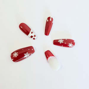 Santa Chic Press-Ons – Red Snowflake Christmas Nails