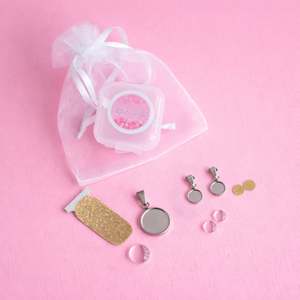 EzyNails DIY Jewellery Kit – Create Matching Earrings & Necklace