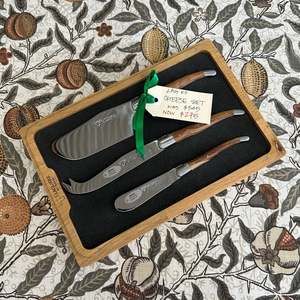 Homewares: CHEESE KNIFE SET