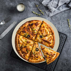 Kitchenware: 38cm XL Pizza & Baking Stone for BBQ/Oven/Grill