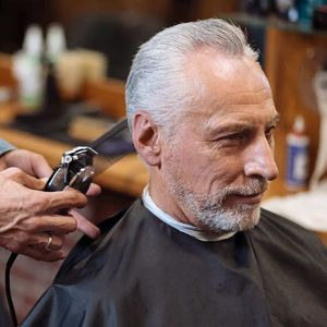Senior cut