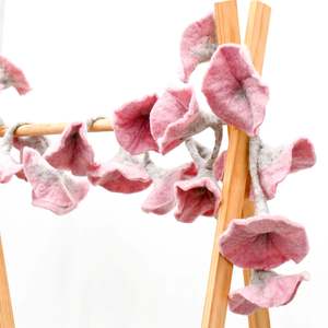 Tara Treasures | Felt Garland - Dusty Pink Flower Vine
