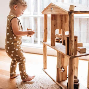 Qtoys | Eco Wooden Doll House