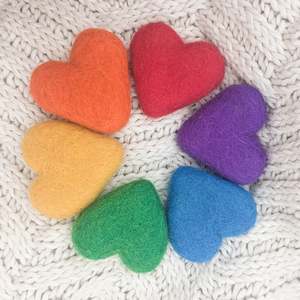 Small World Play: Felt Pocket Hearts - Set of 6