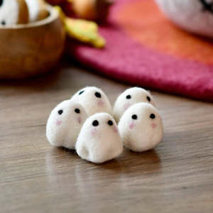 Animal Play: Tara Treasures | Felt Mini Ghosts