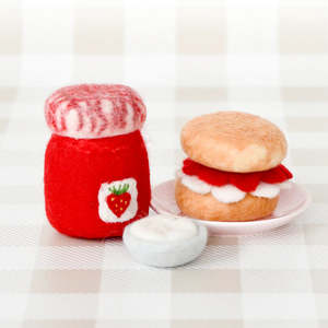 Tara Treasures | Felt Food - Jam and Scone Set