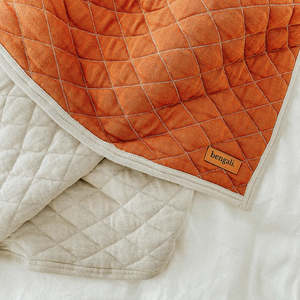 Bengali: Reversible Quilt | Playmat - Rust & Oatmeal