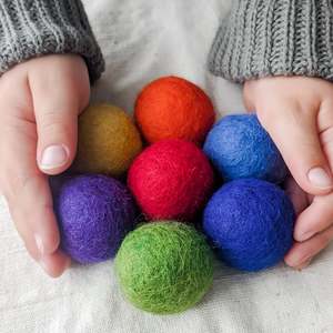 Rainbow Felt Balls - Medium (Set of 7)